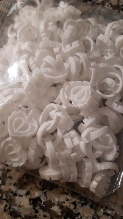 100Pcs Disposable Heart Shaped Eyelash Extension Glue Rings photo review