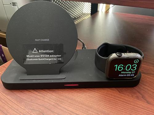 3 In 1 Wireless Charger Dock Station photo review