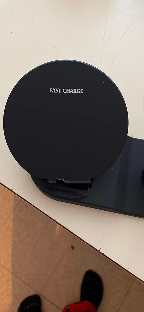 3 In 1 Wireless Charger Dock Station photo review