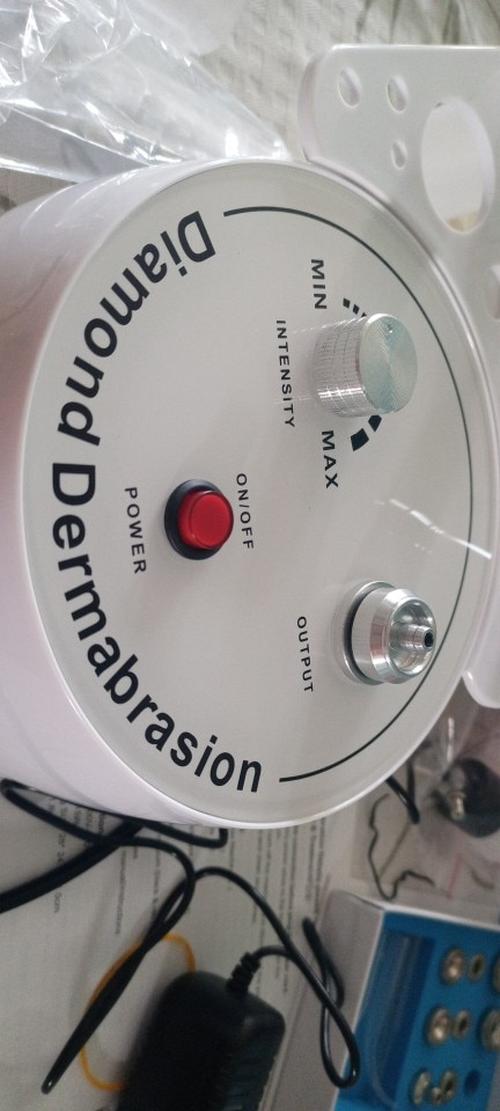 3In1 Mini Diamond Microdermabrasion Dermabrasion Face Vacuum Spray Peel Machine photo review