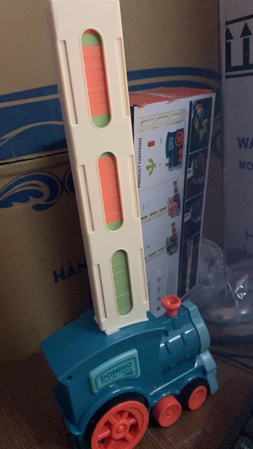 Automatic Domino Train Toy to Launch Set photo review