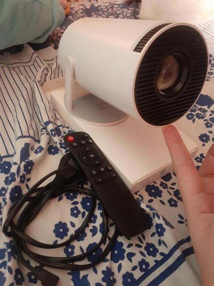 Compact Home Projector photo review