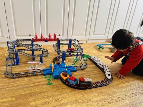 Toy Train Set for Toddlers, Train Track Set with Cars, Electric Train with Realistic Sound, Train Track Playset photo review