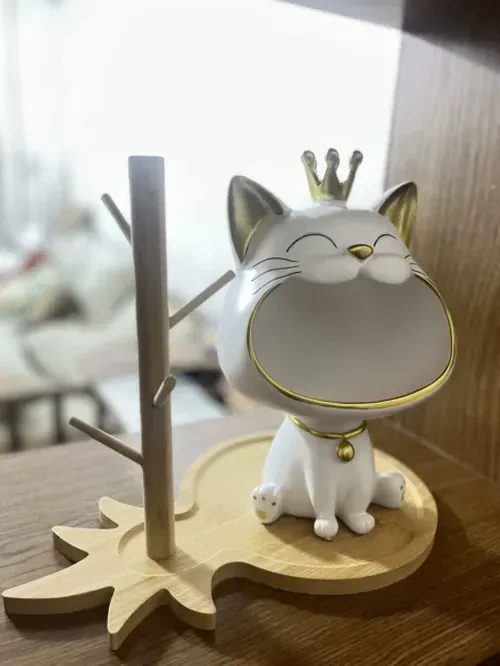 Fortune Cat Sculpture Key Holder with Storage Tray for Home Decoration photo review