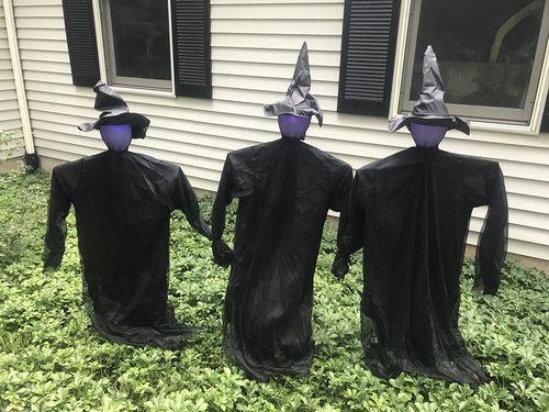 Halloween Witch Light Decoration, 7-color Lighting Scene Props Garden Decoration photo review