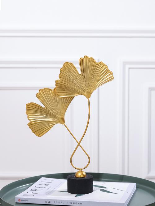 Luxury Nordic Gold Ginkgo Leaf Sculpture for Living Room Decor