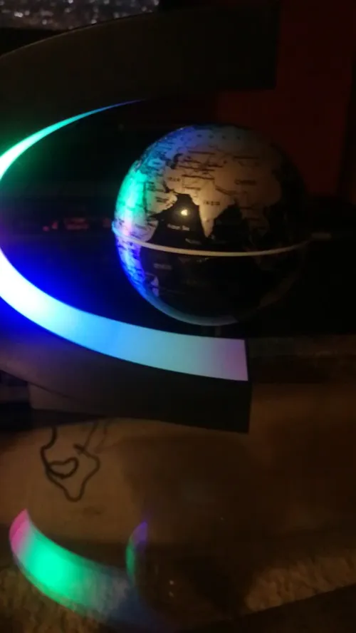 Magnetic Levitation Globe Home Ornament photo review