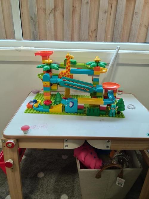 Marble Run pour enfants, ensemble de blocs classiques de grande taille, blocs de construction Crazy Marble Run avec piste de course à 4 balles photo review