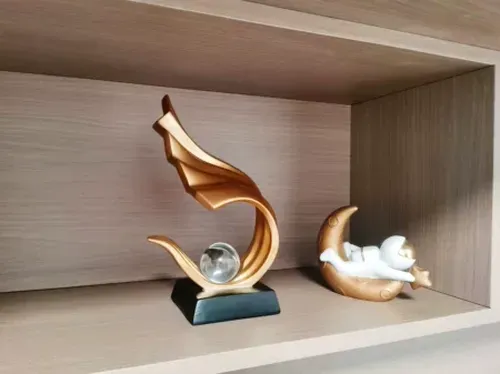 Modern Abstract Resin Sculptures Crystal Ball Figurines for Living Room Decor photo review