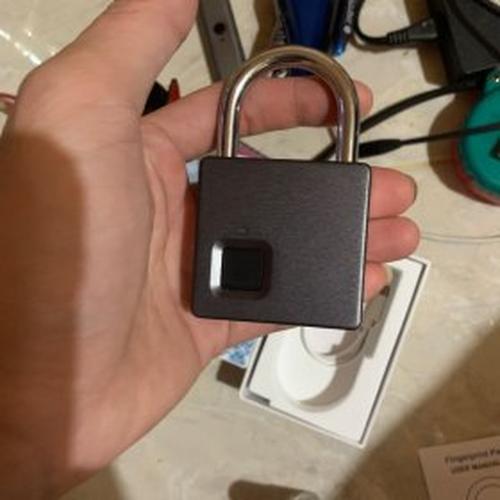 Newer Fingerprint Lock with Keyless Entry - Your Finger is the Key photo review