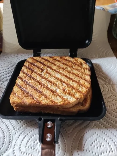 Non-Stick Sandwich And Panini Maker With Insulated Handle photo review