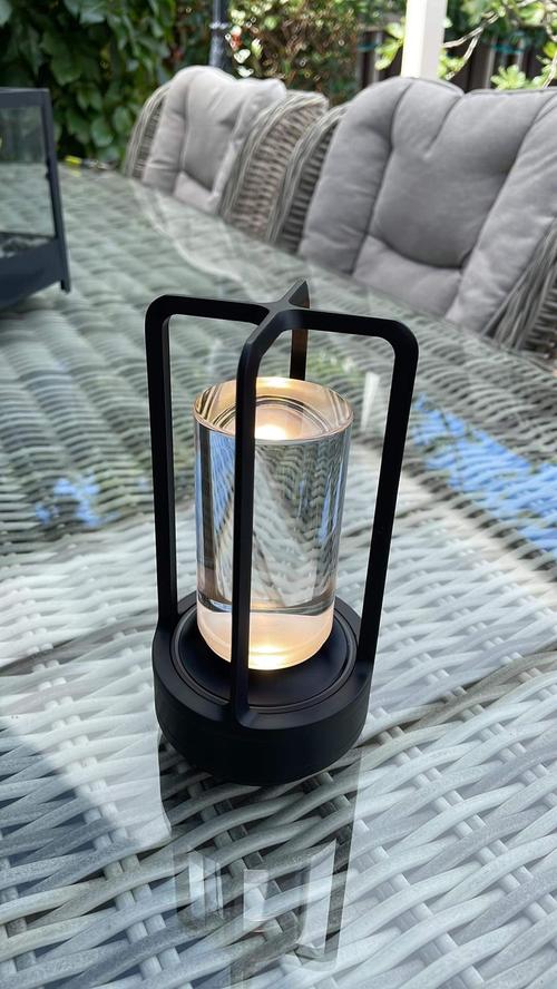 Rechargeable Metal LED Cordless Table Lamp with Touch Dimming for Restaurant Bedroom Home Outdoor Decor photo review