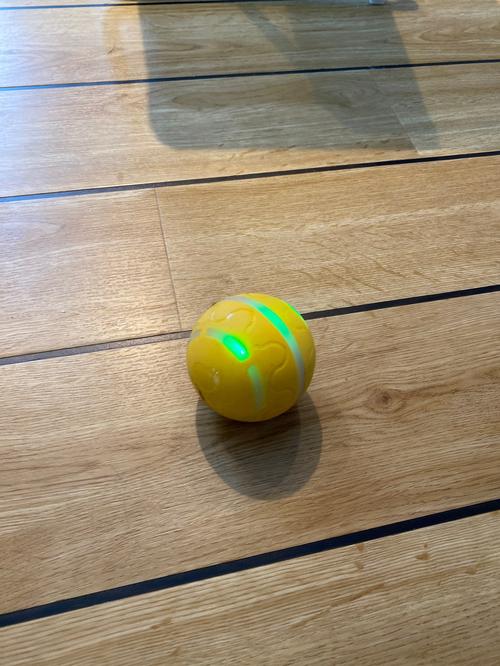 Smart Interactive LED Light Rotating Ball Pet Toy for Dogs and Cats photo review