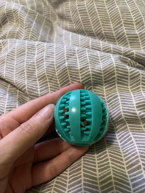 Stretchy Rubber Leaking Ball for Dogs - Funny Pet Tooth Cleaning Toys photo review