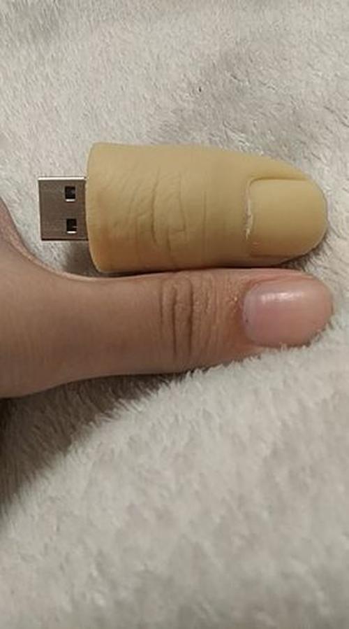 Thumb Shaped Flash Drive, Silicone Finger U Disk, USB Flash Memory Drive photo review