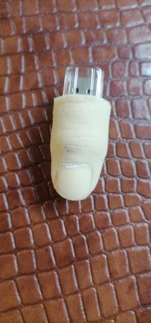 Thumb Shaped Flash Drive, Silicone Finger U Disk, USB Flash Memory Drive photo review