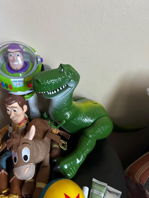 Toy Story Rex Movable Legs Dinosaur PVC Action Figure Collectible Toy for Kids photo review