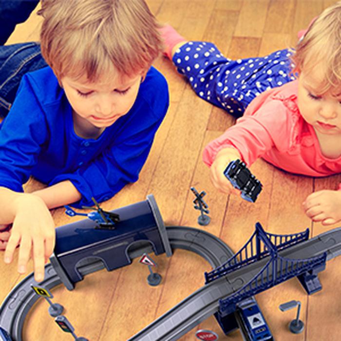 Train Sets for Boys &amp; Girls, Battery Operated Train Set with Tracks Magnetic Connection, Train Set for Toddler