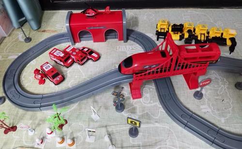 Train Sets for Boys & Girls, Battery Operated Train Set with Tracks Magnetic Connection, Train Set for Toddler photo review