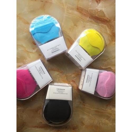 Ultrasonic Facial Cleansing Brush
