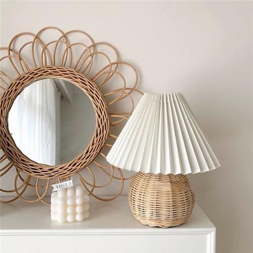 Vintage Rattan Pleated Table Lamp with USB Cable, Warm White Light, Nordic Style, for Living Room, Bedroom, Desk, Gift